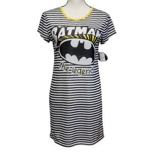 Batman Nightshirt Juniors Sz XS‎ DC Comics Batgirl Sleep Shirt Pajamas Nightgown